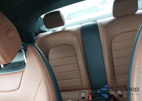 2019 Mercedes-Benz C 300 from USA, damaged, VIN WDDWJ8DBXKF834882